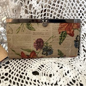 NWT Patricia Nash Cauchy Wallet in Parisian Newspaper